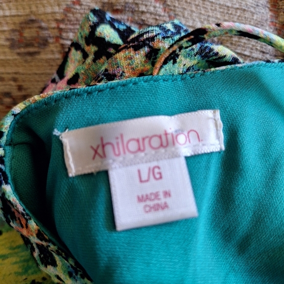 Xhileration Dress Spaghetti Cross Straps SzL Aqua Floral Print Pretty Summer - Picture 10 of 10
